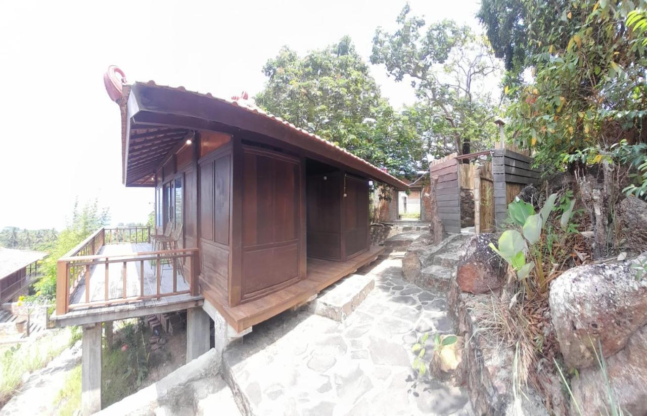 Big K Hostel Karimunjawa Exterior photo