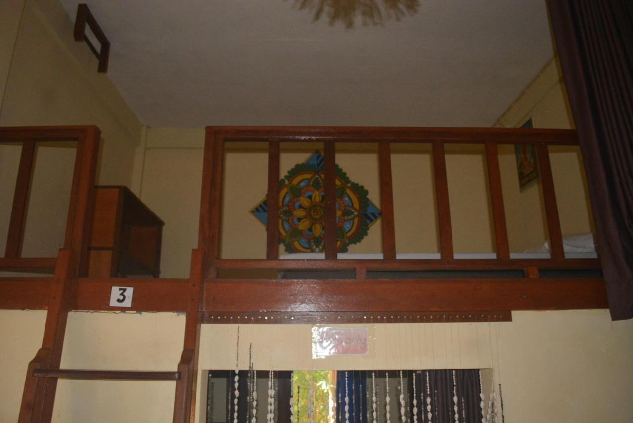 Big K Hostel Karimunjawa Exterior photo