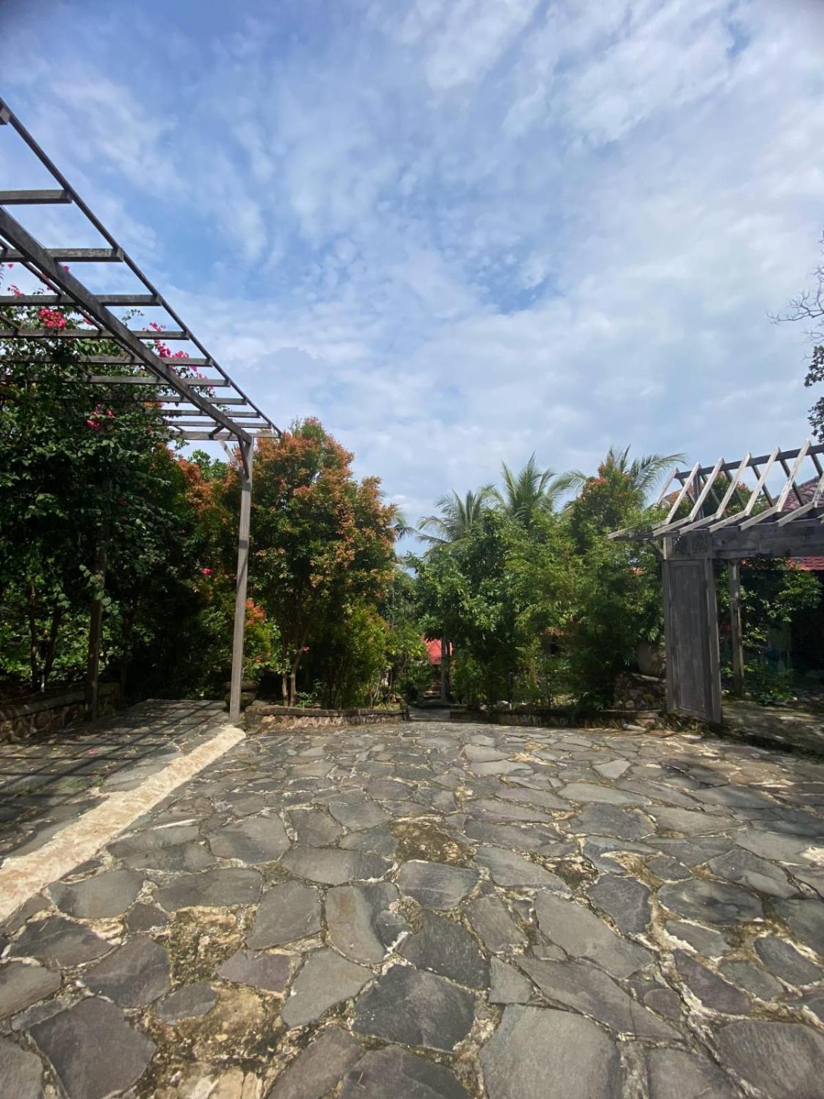 Big K Hostel Karimunjawa Exterior photo
