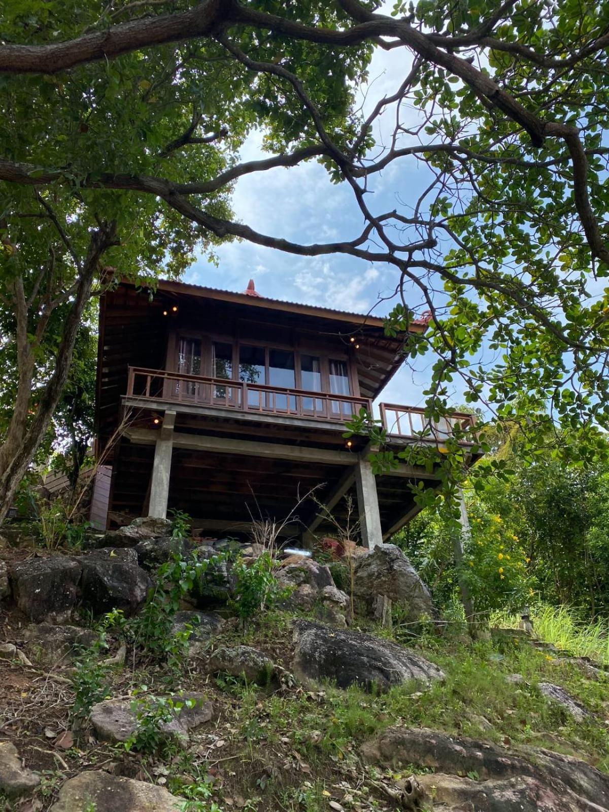 Big K Hostel Karimunjawa Exterior photo